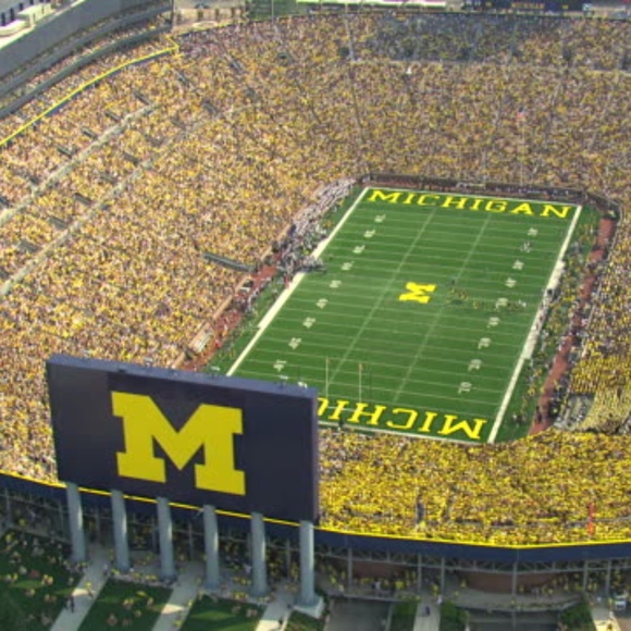 Meet your Posher, Patricia - Picture 2 of 2